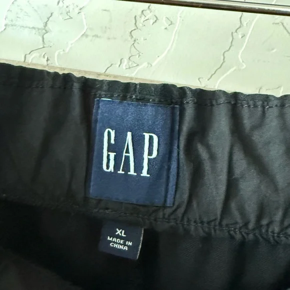 Gap|Women’s Black Cargo Jogger Pants with Comfortable Elastic Waist,XL•••staple - Picture 8 of 12